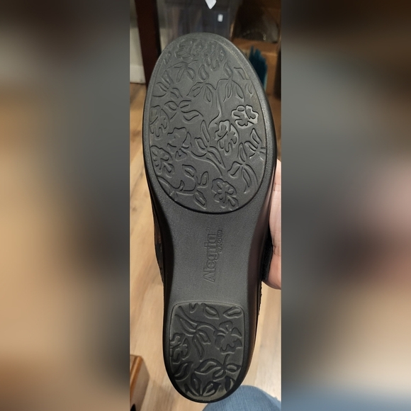 ALEGRIA Lauryn Iridescent Leather Slip On Work Nurse Clog Size 42 (US 11.5-12) - Picture 7 of 8